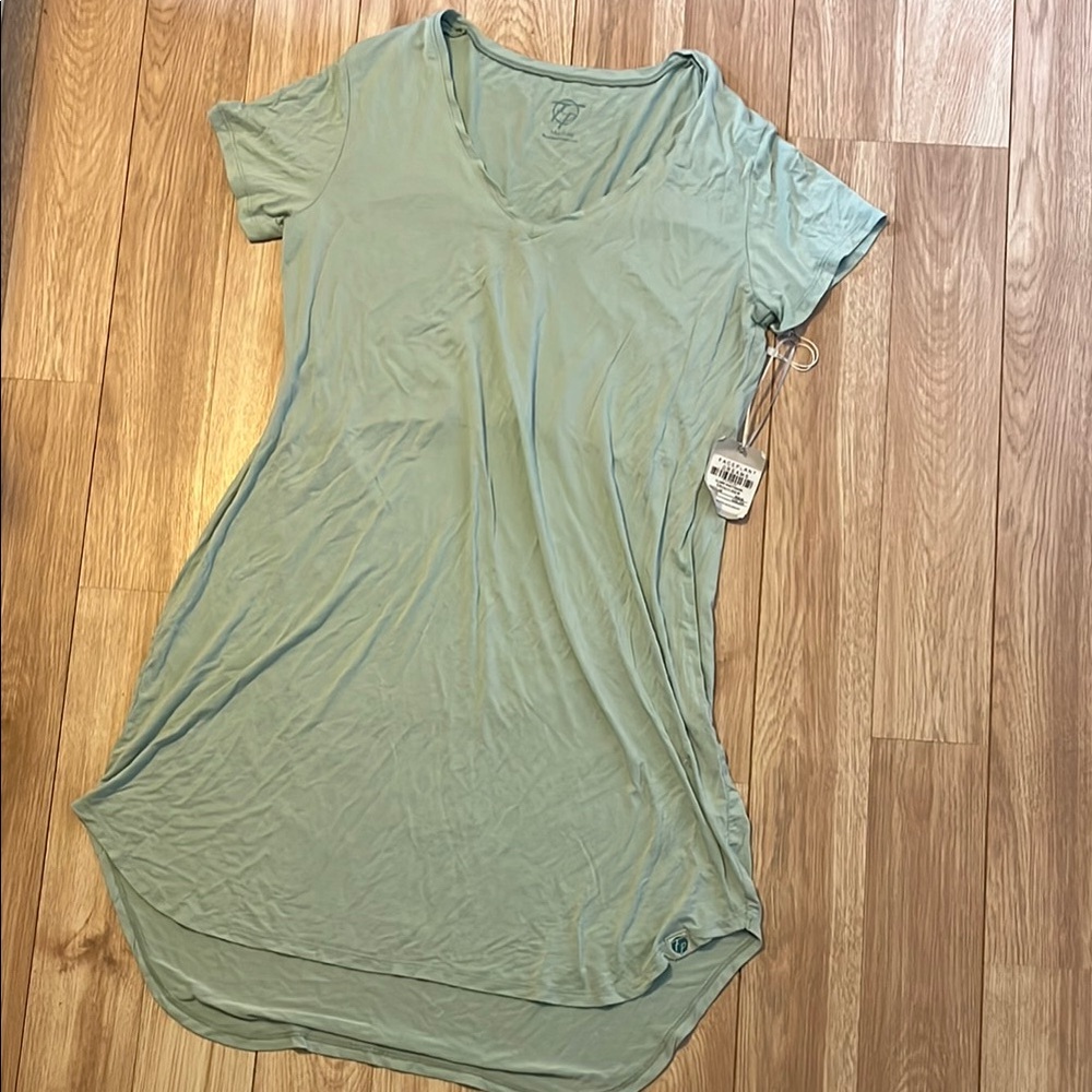 Green Asymmetrical Short Sleeve Tee